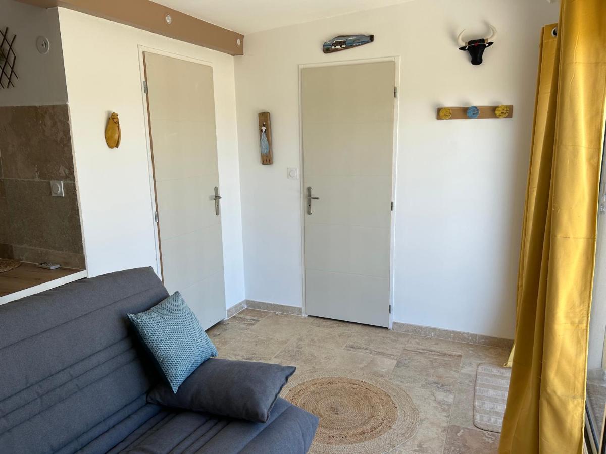Studio A La Ferme Arles Exterior photo